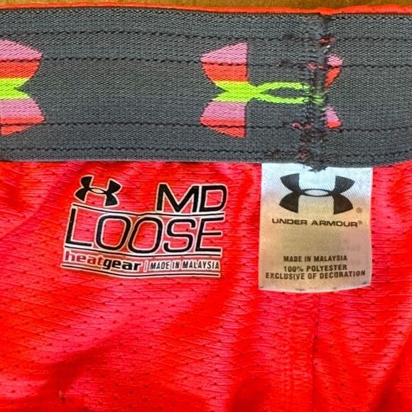 EUC Under Armour Womens Heat Gear Loose Fit Shorts Coral/Yellow/Gray Medium - Picture 6 of 6
